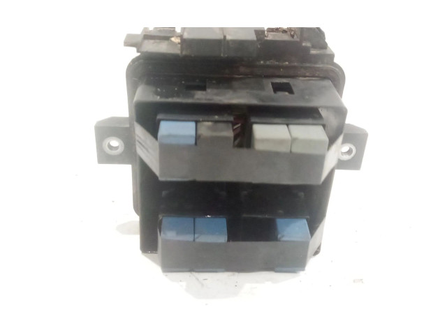 Pojistková skříňka Řídící jednotka BSM 243809791r Renault Austral