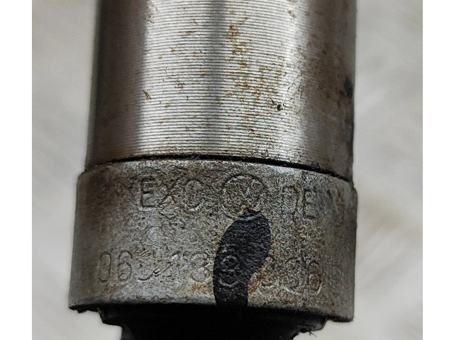 Vstřikovač 06J133036B Audi A3 S3 8V DJHA