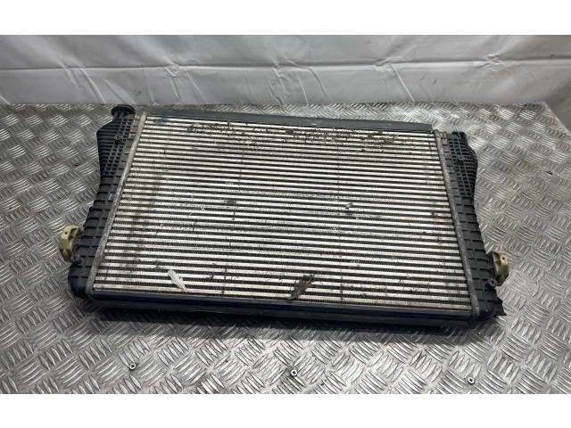 Интеркулер Volkswagen Touran II