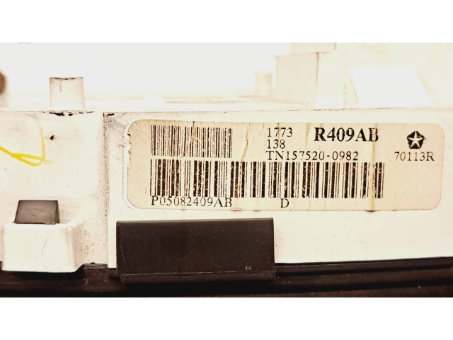 Přístrojová deska Chrysler Grand Voyager IV 2001 1575200982, R409AB