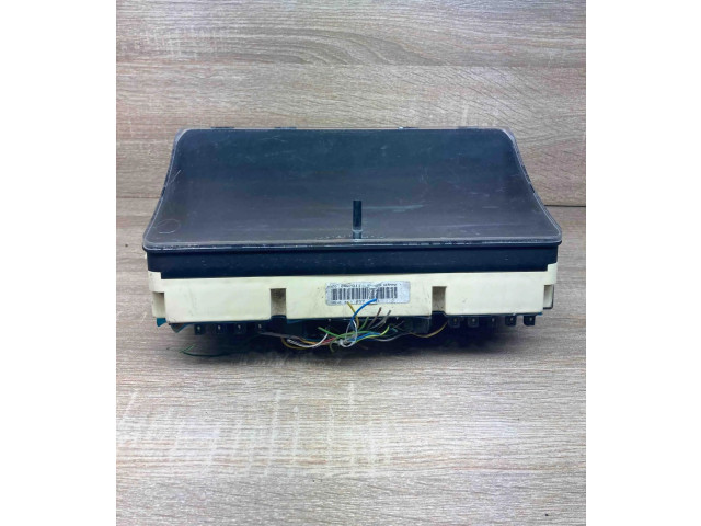 Přístrojová deska Volvo 460 1990 466857