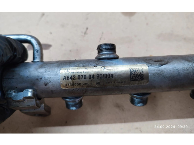 Топливная рампа A6420700495   Jeep Grand Cherokee (WK) 3.0  для двигателя OM642