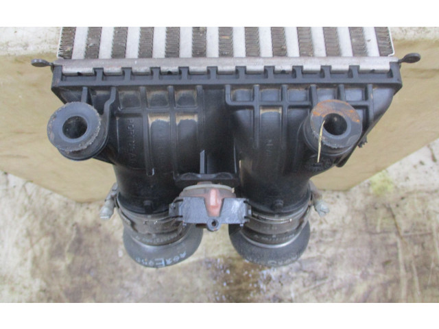 Интеркулер  9824742280, 22402963   Peugeot 2008 II 