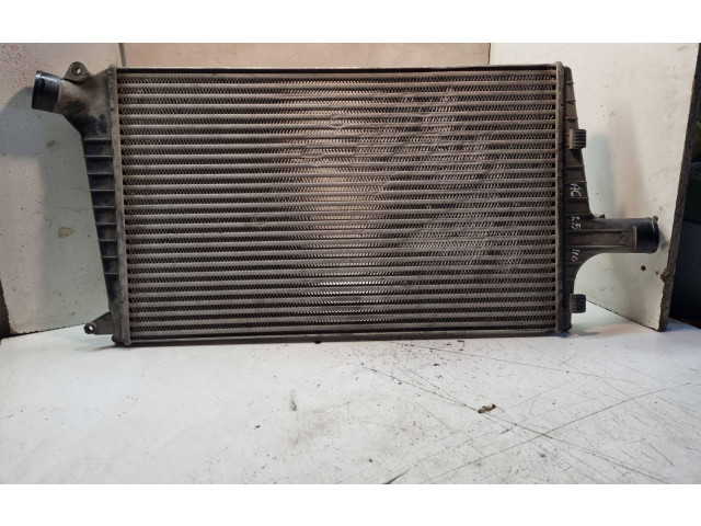 Интеркулер  4B0145805A   Audi A6 S6 C5 4B 