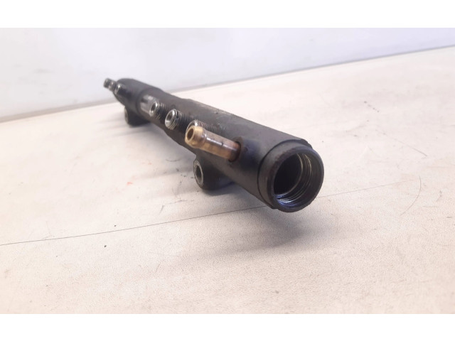 Топливная рампа 30757146, 007614L2 Volvo V70