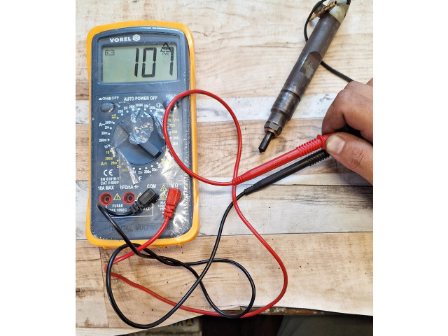 Форсунка 028130202Q, 0432193694    Audi A3 S3 8L   