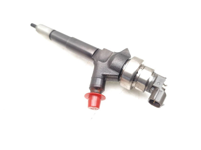 Форсунка 55567729 Opel Meriva B A17DTS