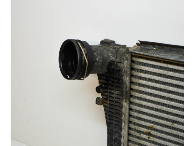 Интеркулер 1K0145803T Volkswagen Touran I