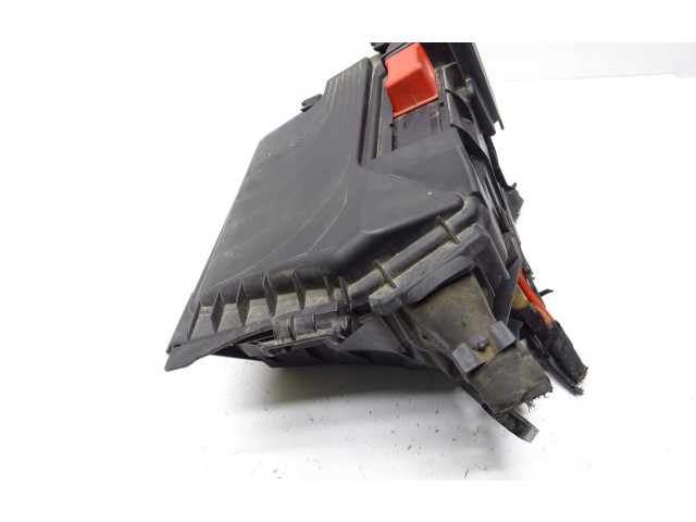 Блок предохранителей  A2465400024   Mercedes-Benz A W176    