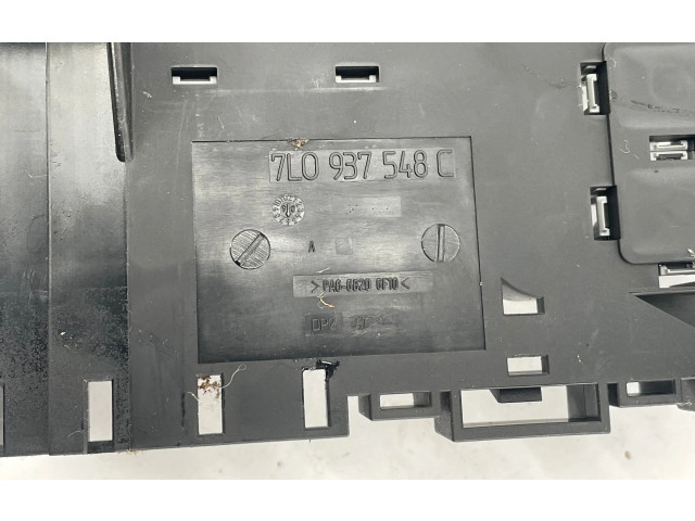 Pojistková skříňka 7L0937548C Audi Q7 4L 2007