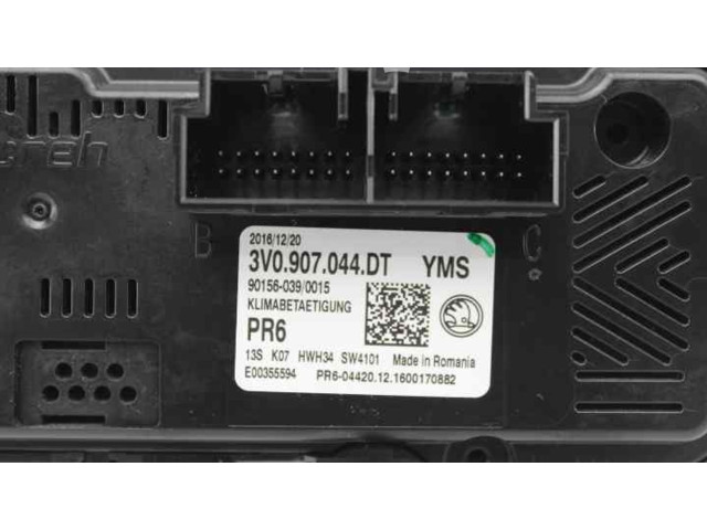 Блок управления климат-контролем 3V0907044DT   Skoda Superb B8 (3V)