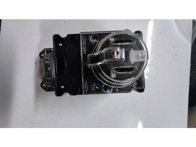 Включатель регулировки высоты / жесткости ходовой части