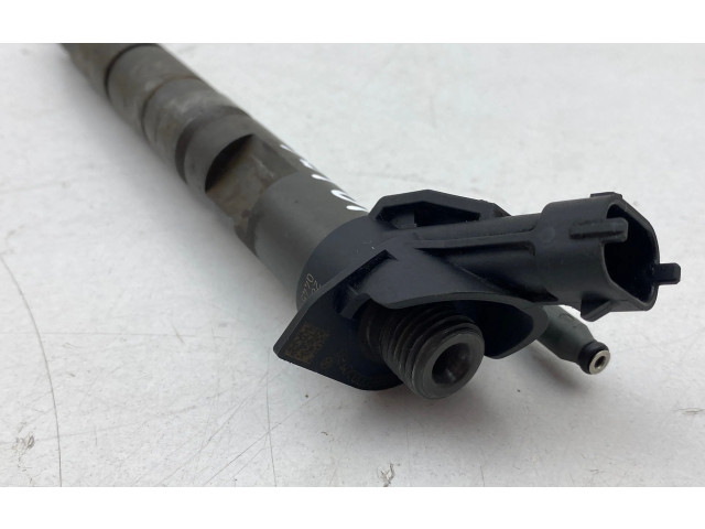 Vstřikovač 2367033051, 091208 Toyota Urban Cruiser (XP110)