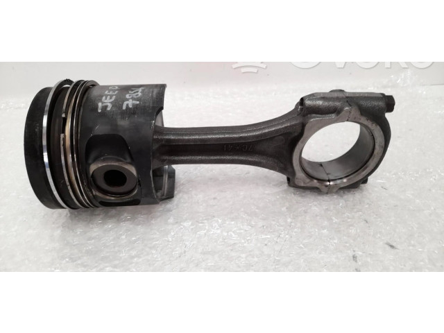 Поршень с шатуном 2008F Jeep Grand Cherokee