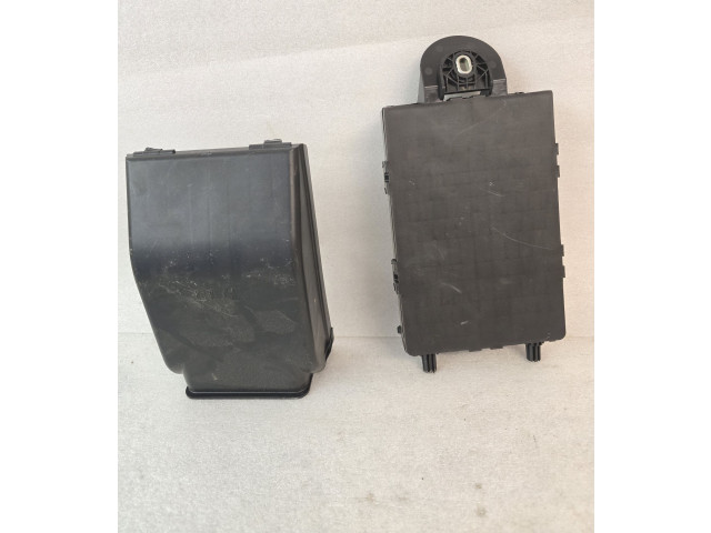 Блок предохранителей 31346672 Volvo XC90