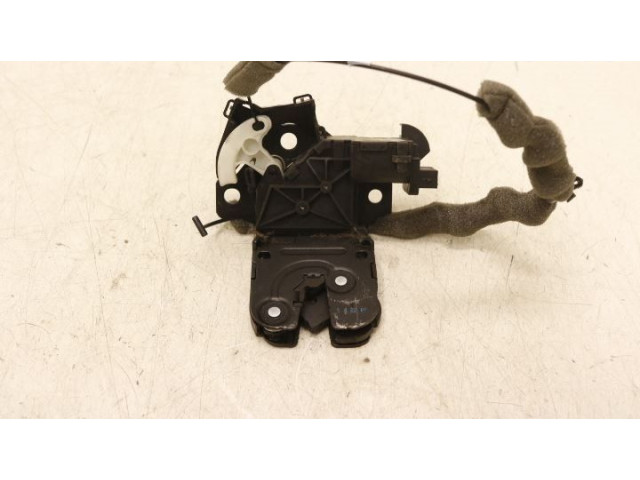 Zámek zadních dveří 8P4827505D Audi TT TTS Mk2 2009