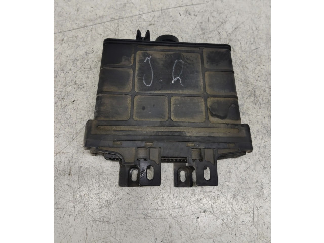 Блок управления коробкой передач 01M927733JQ   Volkswagen Bora