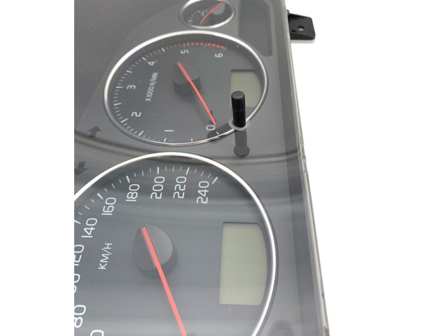 Přístrojová deska Volvo S40 2004 30623464, 40055600