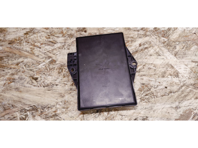 Блок предохранителей 2W9314A073CE Jaguar XJ X350