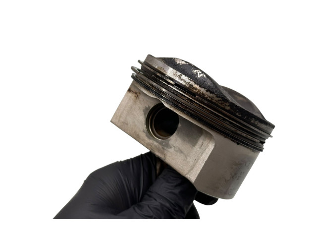 Píst 079B Audi A8 S8 D4 4H