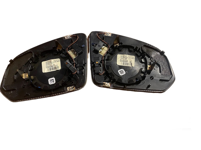 Зеркало электрическое Volvo XC40 - года