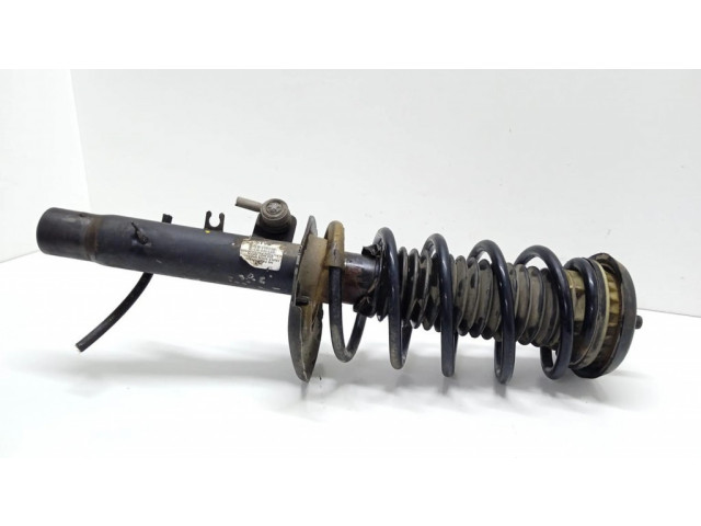 Передний амортизатор с пружиной