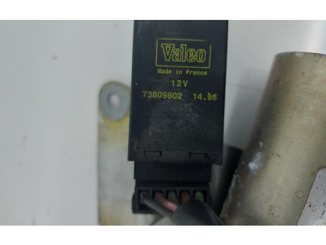 Моторчик заднего дворника 73809802 Jeep Cherokee XJ