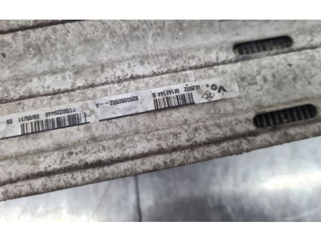 Интеркулер  8200880552, 1100229446   Dacia Duster 