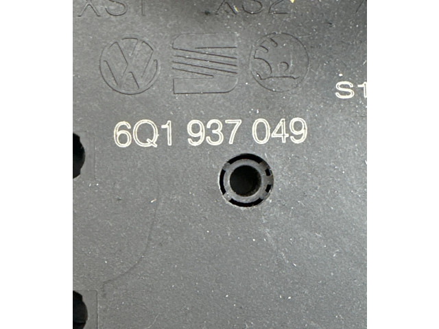 Блок комфорта 6Q1937049   Skoda Fabia Mk1 (6Y)   