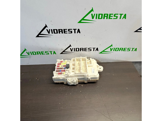 Блок предохранителей 737012820W, 161111011136   Honda HR-V    