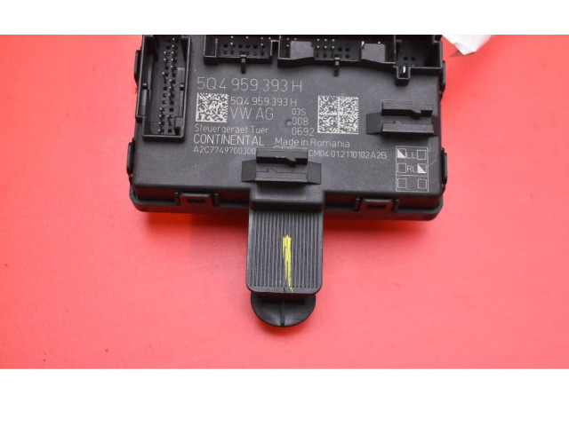 Блок управления двигателем ECU 5Q4959393H, 5Q4959393H Skoda Octavia 985