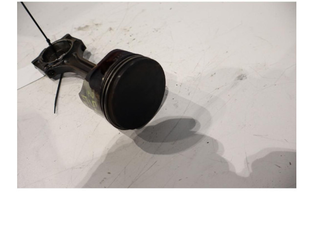 Píst A1618267 Ford Fiesta STJB