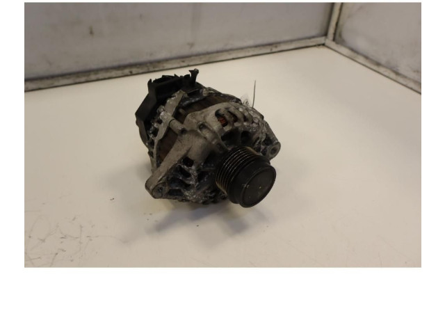 Генератор 37300-2B700   KIA Venga      