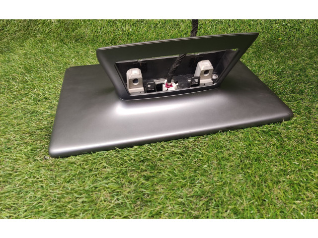 Дисплей    108954300I, 1089543   Tesla Model 3