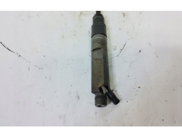 Vstřikovač 038130202A, 038130202A Seat Toledo II (1M)