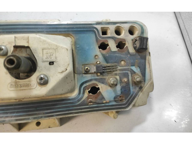 Блок управления климат-контролем 93154237, 90034450   Opel Kadett E