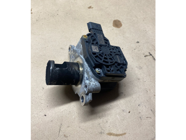 Клапан EGR 147101246R, H8201684044 Dacia Duster II