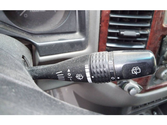 Ручка стеклоочистителей Mitsubishi Montero