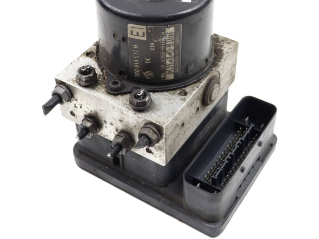 Блок АБС 1K0614517H, 1K0907379K Volkswagen Touran I 2003 - 2010 года