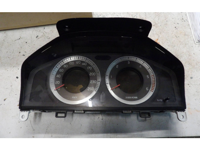 Панель приборов 31270367aa, 69199710U   Volvo V70       