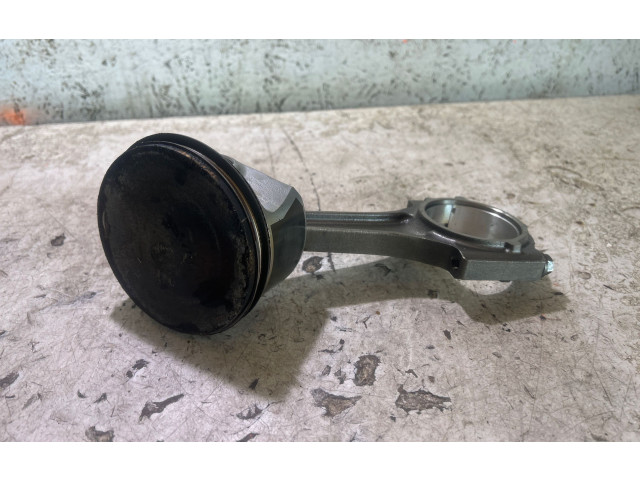  Поршень с шатуном    Ram 1500  