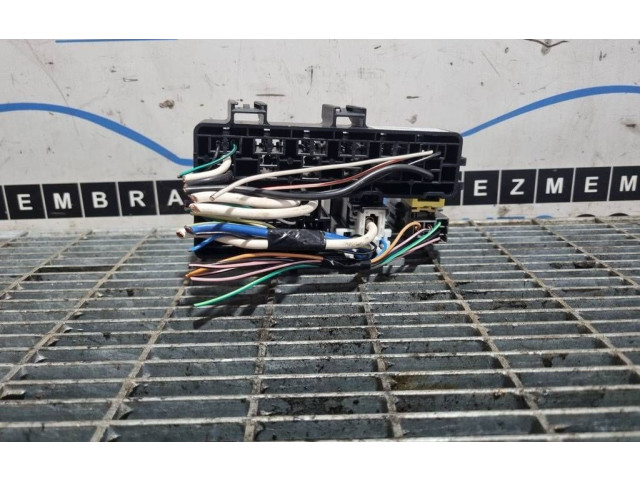 Блок предохранителей    Subaru Forester SH    