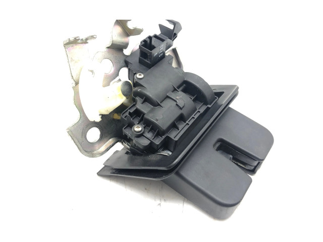 Zámek zadních dveří    Audi A3 S3 8V 2013