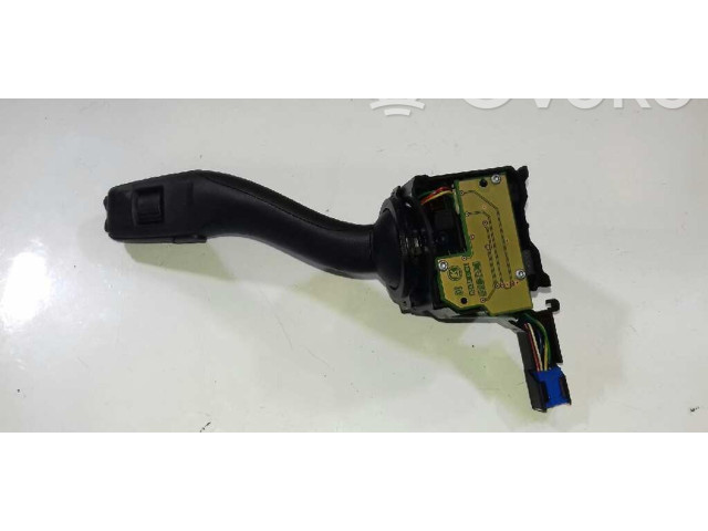 Ручка стеклоочистителей 8P0953519A   Audi A3 S3 8P