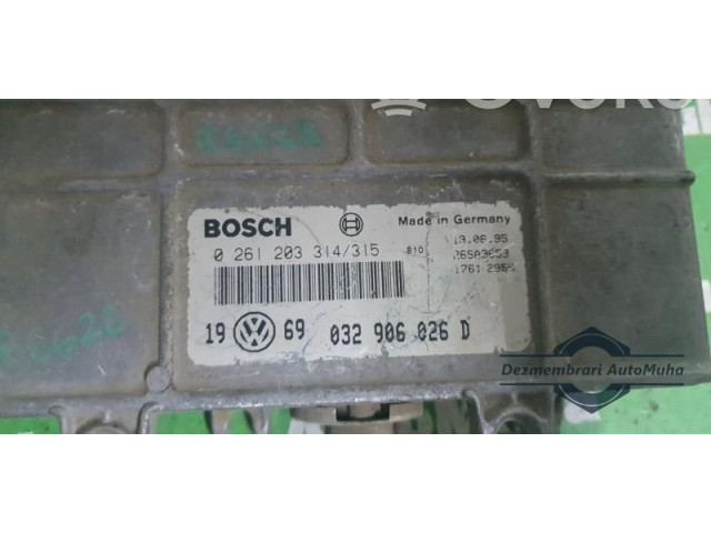 Блок управления двигателем Блок управления 0261203314, 032906026D Volkswagen Golf III