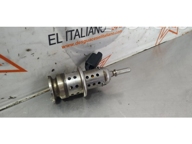 Форсунка 9813930180, 9813930180    Opel Combo D   