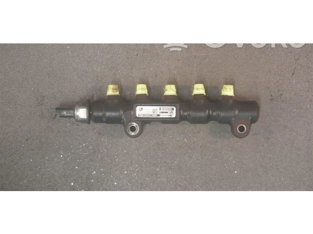 Топливная рампа Peugeot Partner для двигателя 9HW