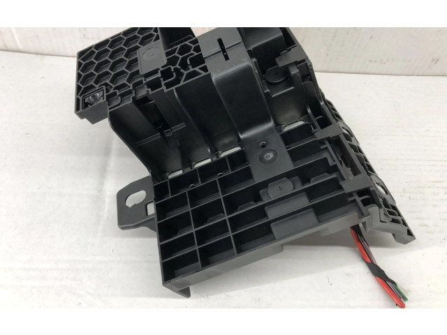 Блок предохранителей 9855628   BMW X3 G01    