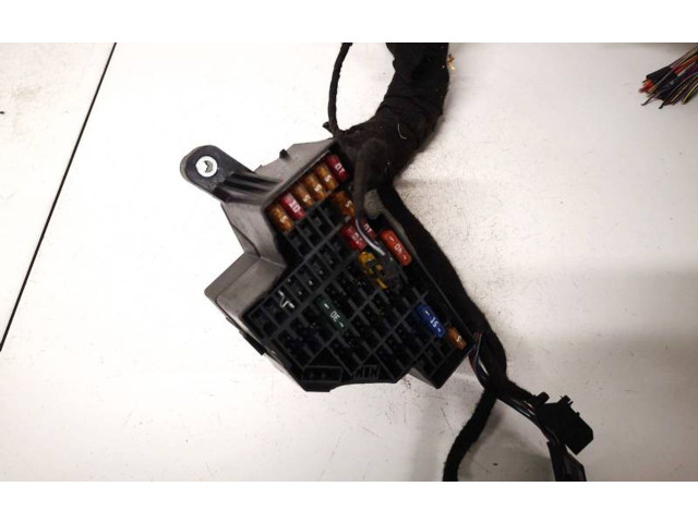 Блок предохранителей  1k2941824   Skoda Octavia Mk2 (1Z)    