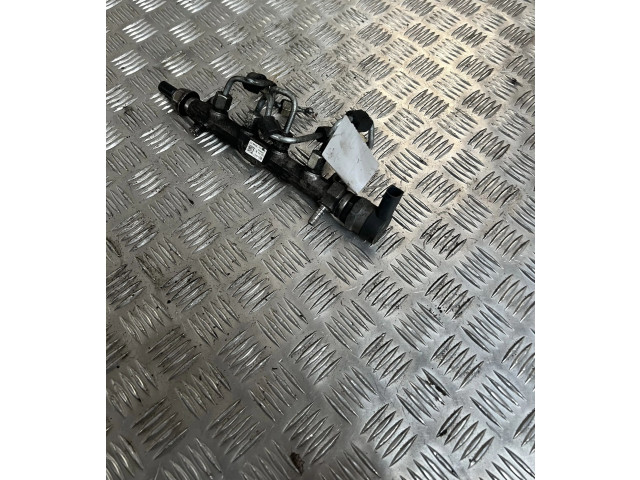 Топливная рампа 04L089, 057130764AB Audi A3 S3 8V для двигателя CLHA